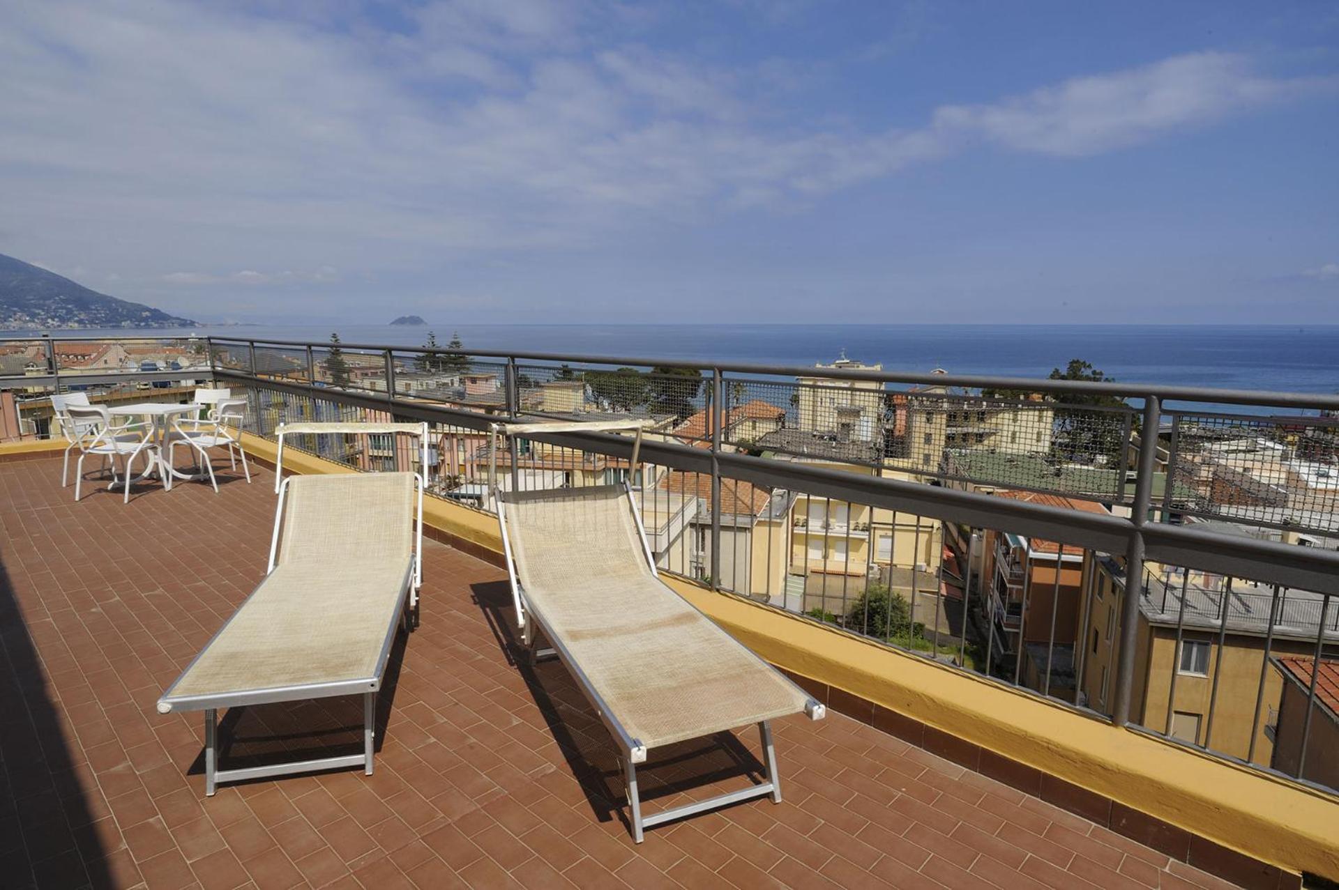 לאיגואליה Hotel Tritone מראה חיצוני תמונה