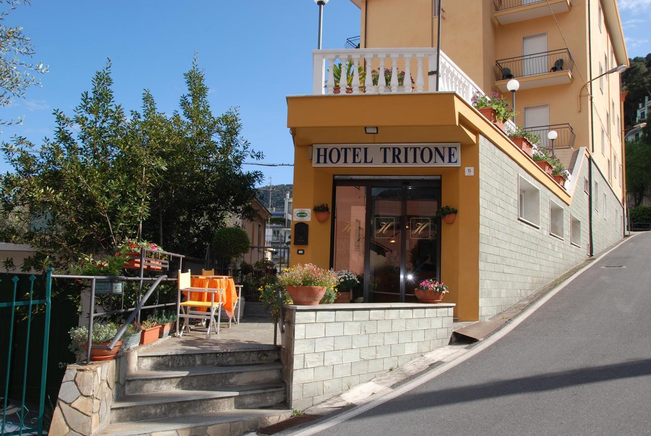 לאיגואליה Hotel Tritone מראה חיצוני תמונה